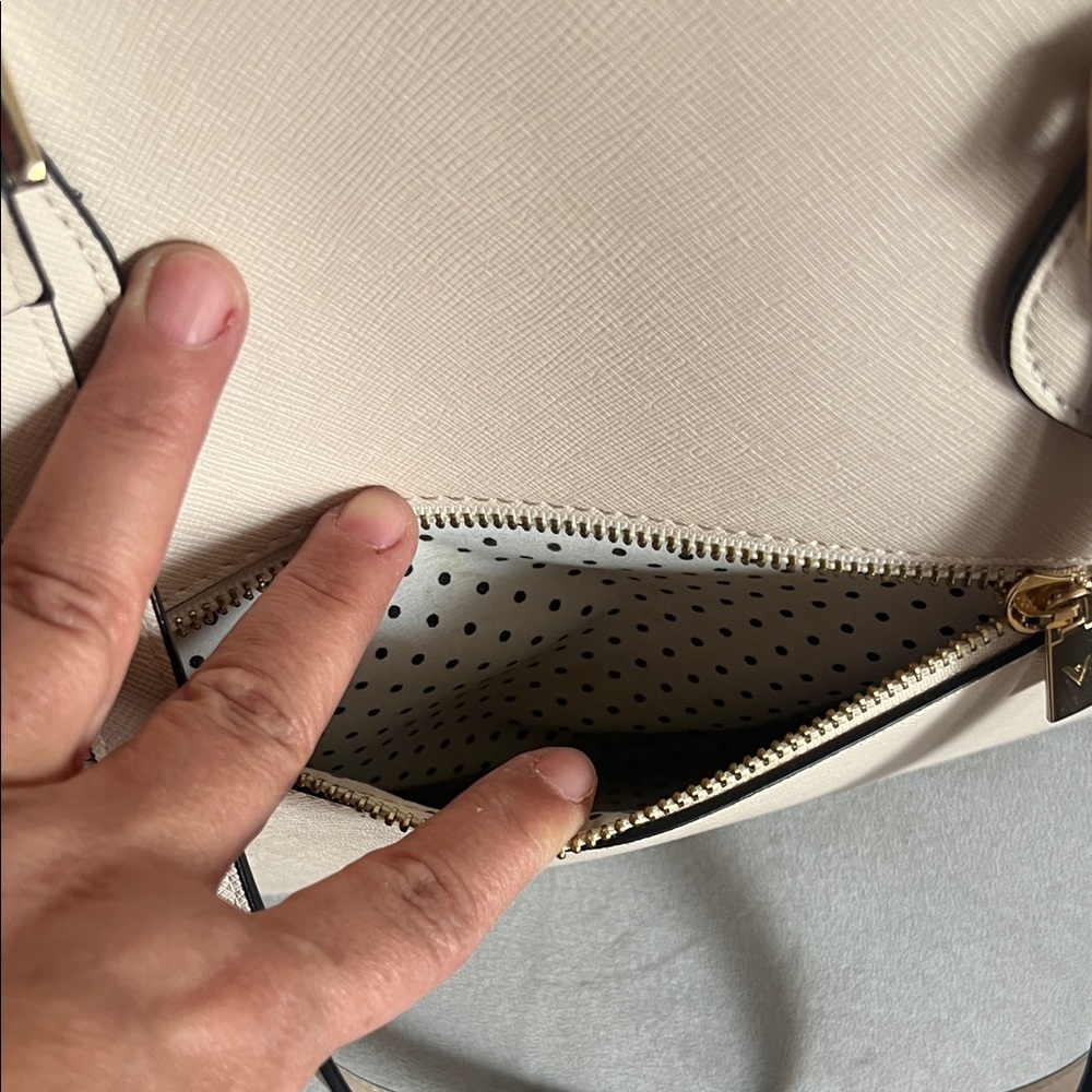 Vanessa Williams Cream Tote Bag with Double Straps - Picture 8 of 14